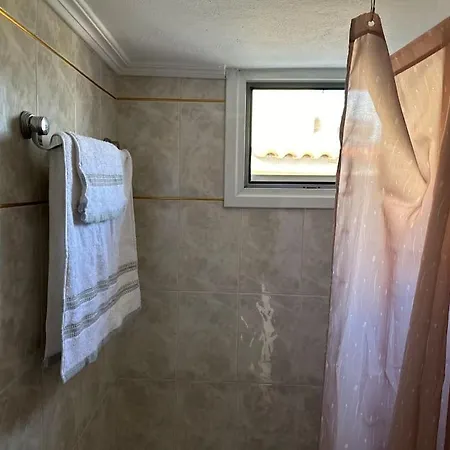 Aegean Grey Horizon House アパート エピダウロス